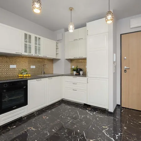 Appartamento Atmospheric In For 4 Guests By Renters Varsavia