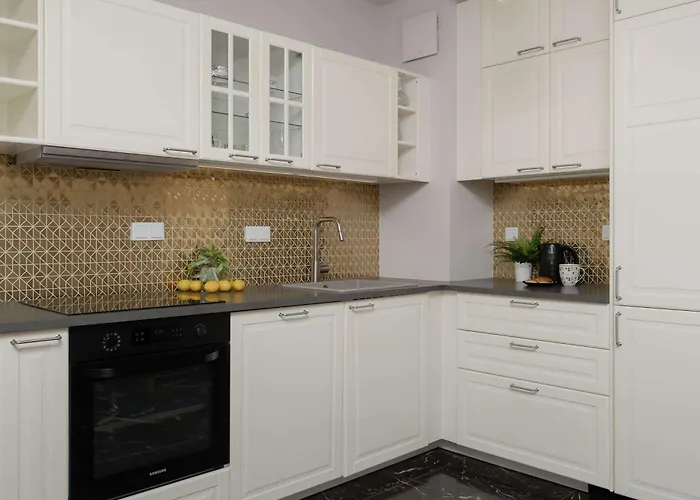 Atmospheric In For 4 Guests By Renters * Varsavia