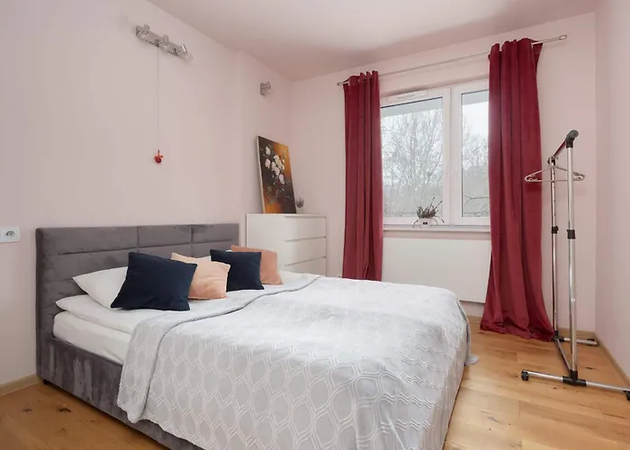 Atmospheric In For 4 Guests By Renters Appartamento *