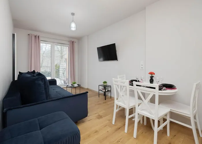 شقة Atmospheric In For 4 Guests By Renters وارسو