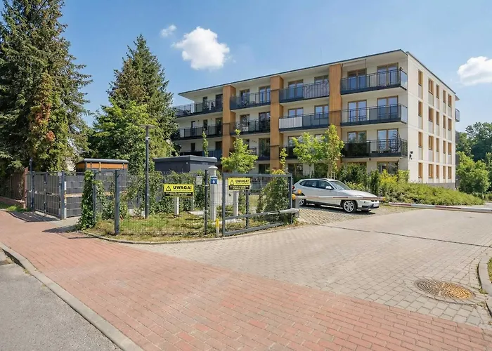 Atmospheric In For 4 Guests By Renters *